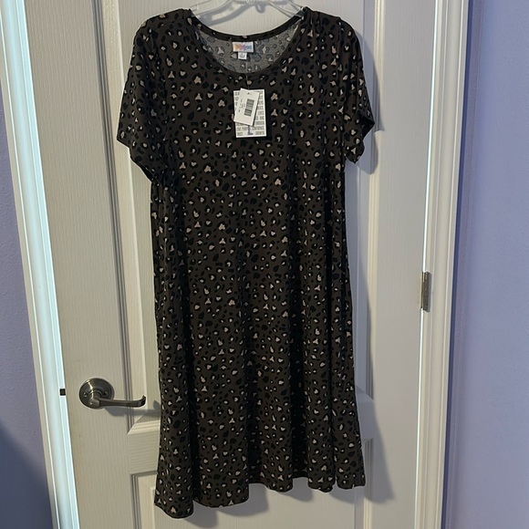 Super cute LuLaRoe Jesse in Leopard with pockets - Picture 1 of 3